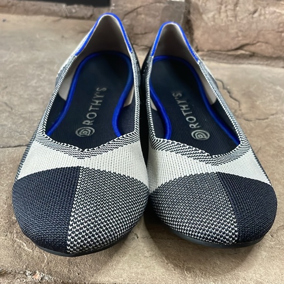 🤩Rothy’s🤩 - Picture 2 of 8